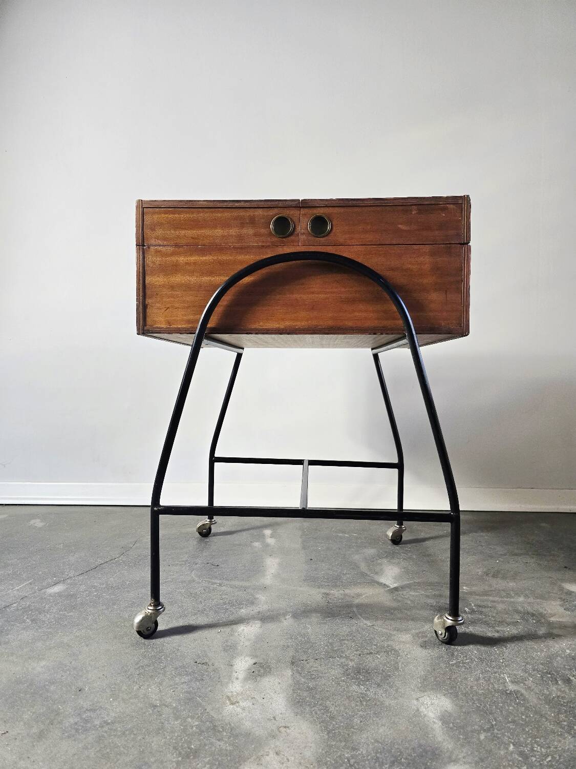 60s Mid-Century Modern Locking Rolling Cabinet / Side Table