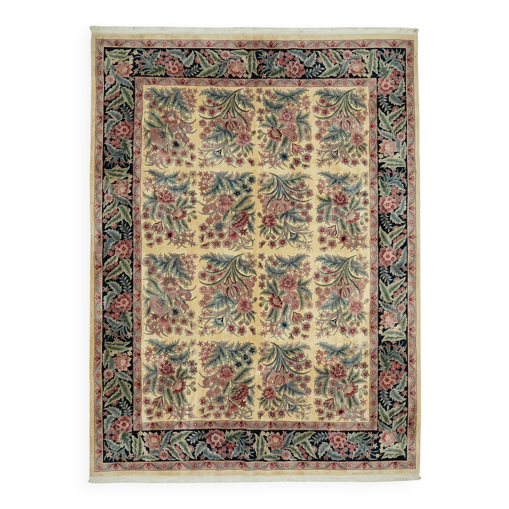 Turkish Handknotted Wool Oushak Rug 278 cm x 370 cm
