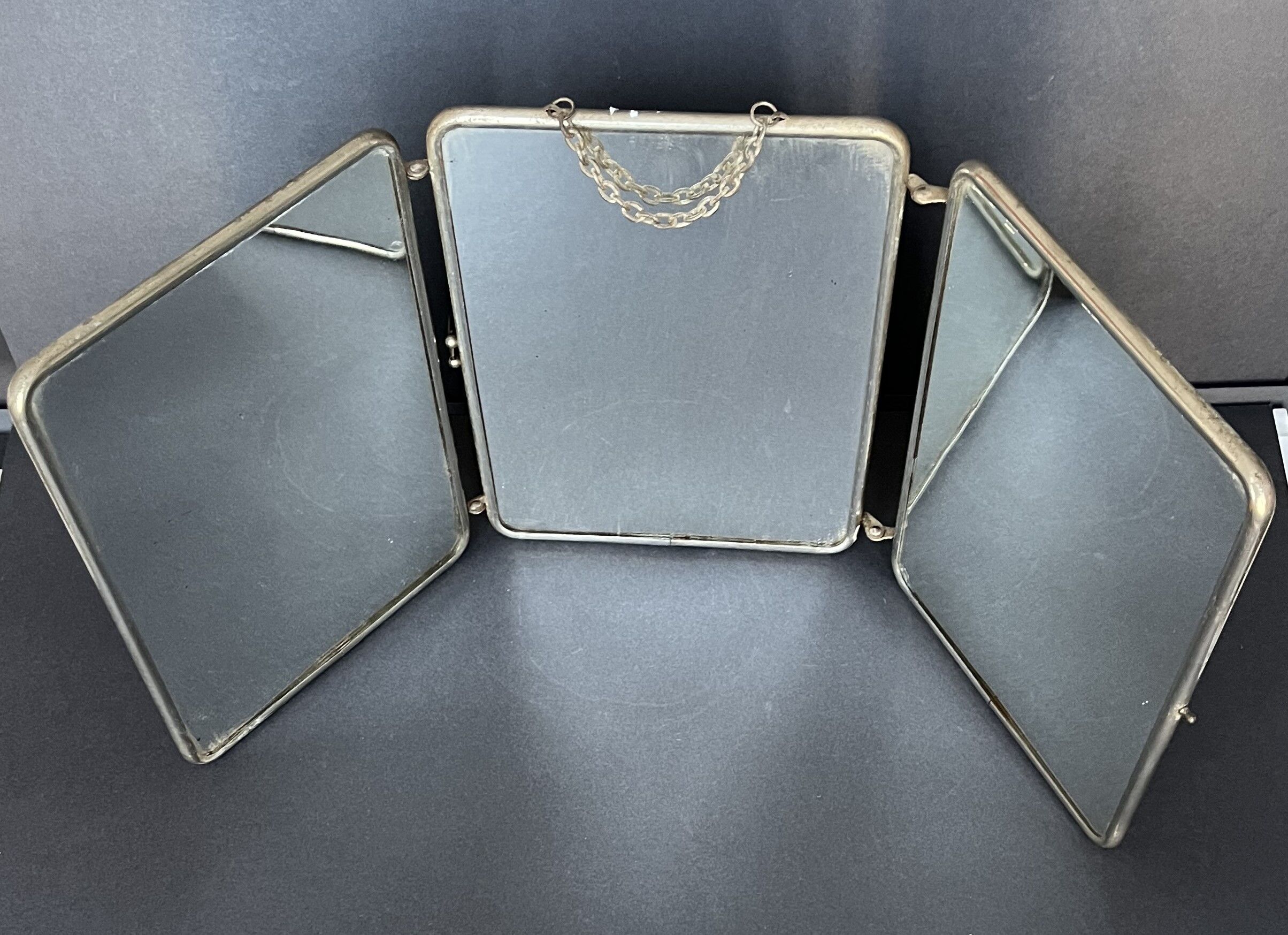 Miroir de barbier