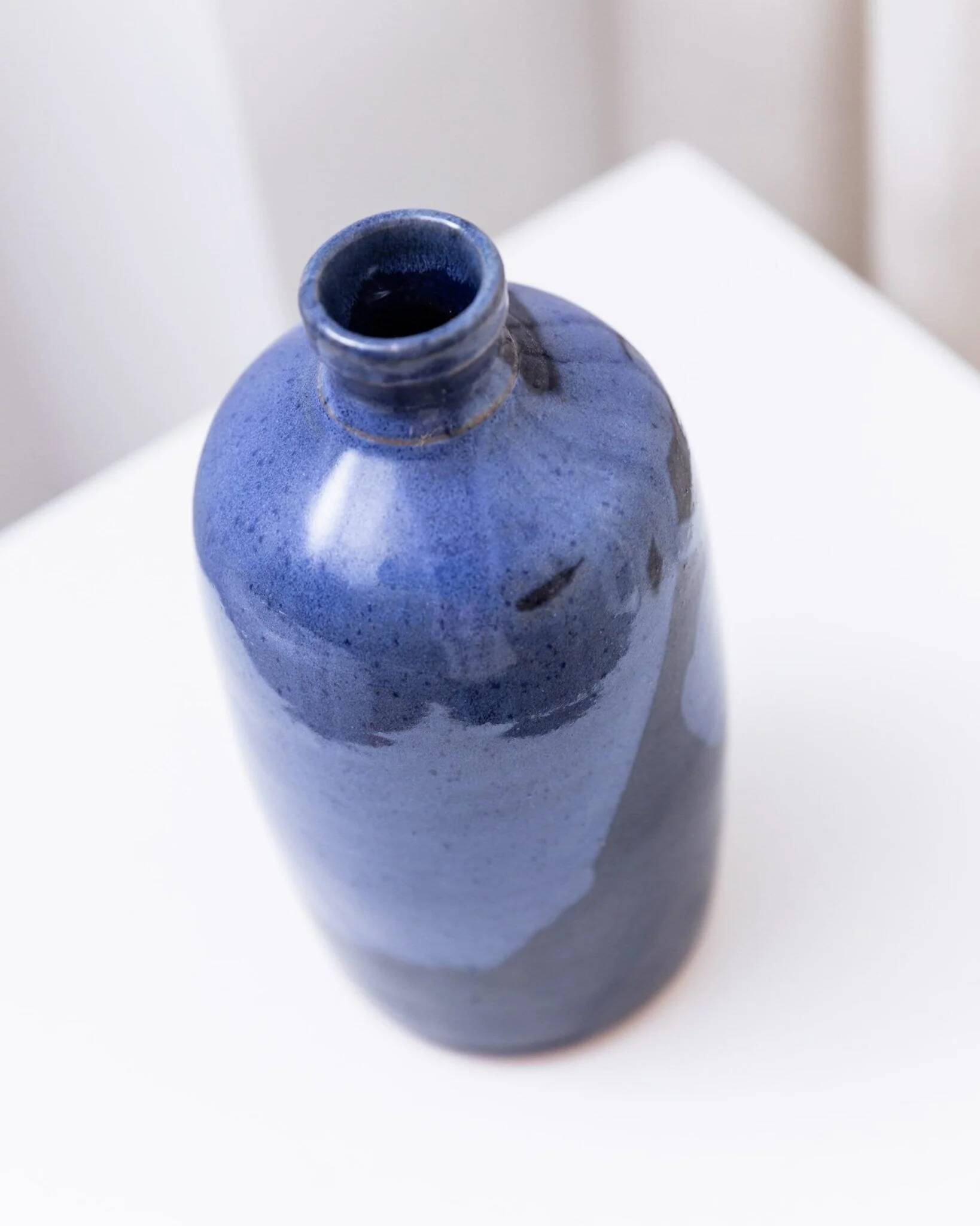Navy Blue Glazed Ceramic Vase by Wolfgang Thibault Keramik – Mid-Century 1970s Studio Vase