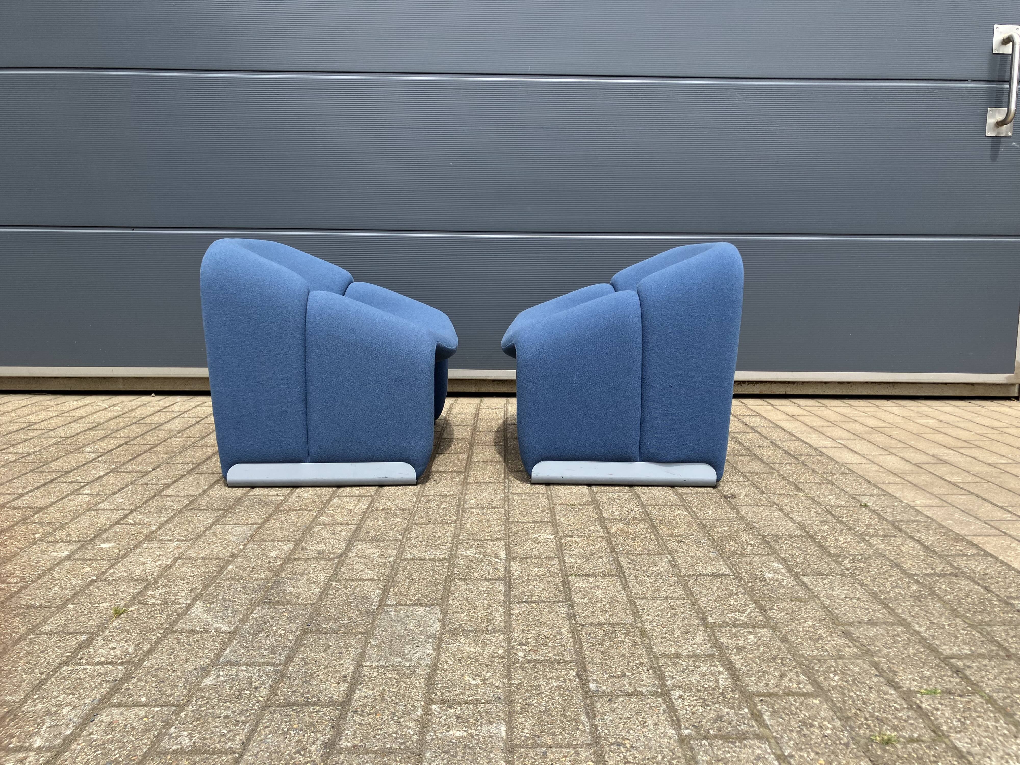 2x Artifort Groovy F598 (M-chair) blue, perfect state! Pierre Paulin