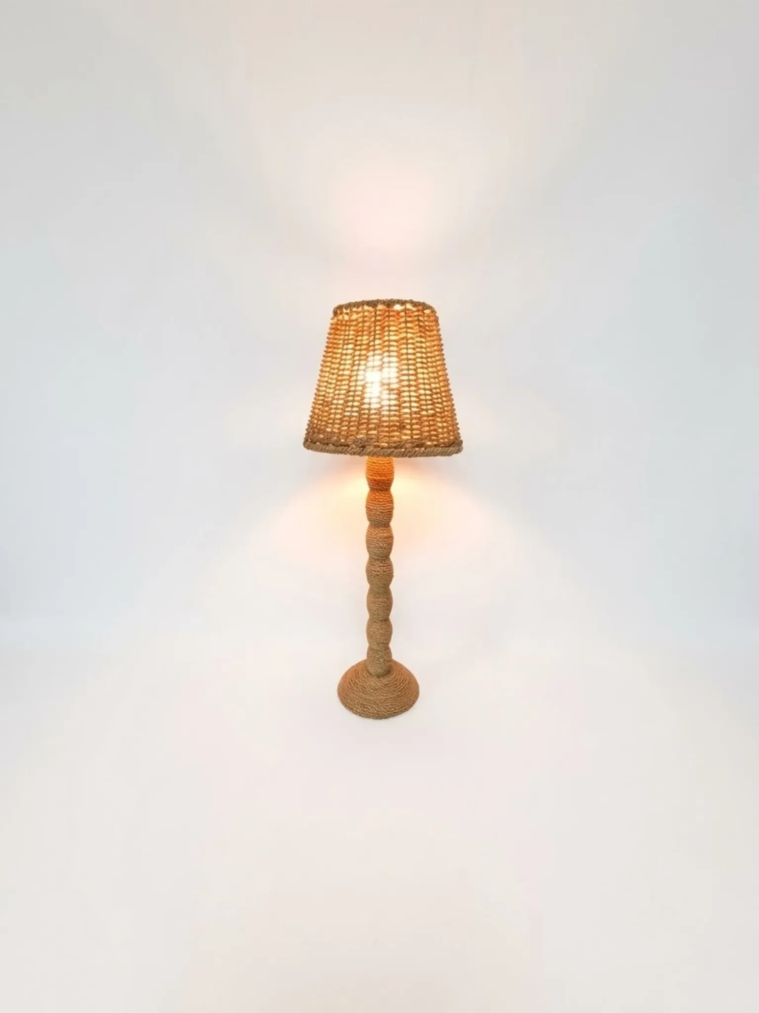 Rope lamp brutalist style