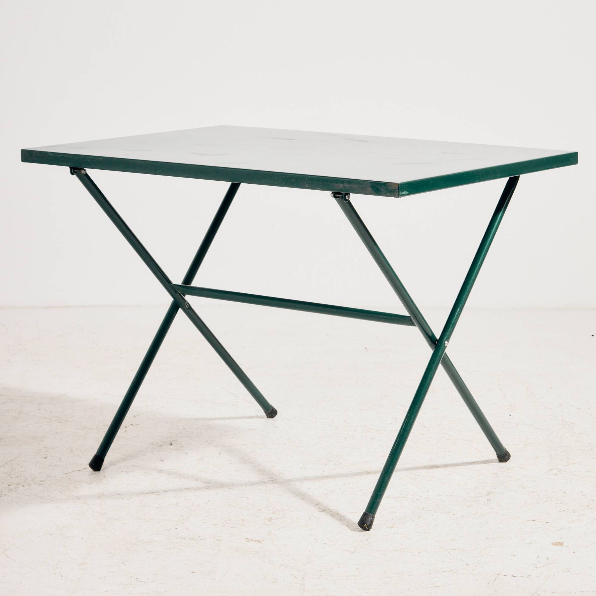 Table de jardin pliante par Karasek