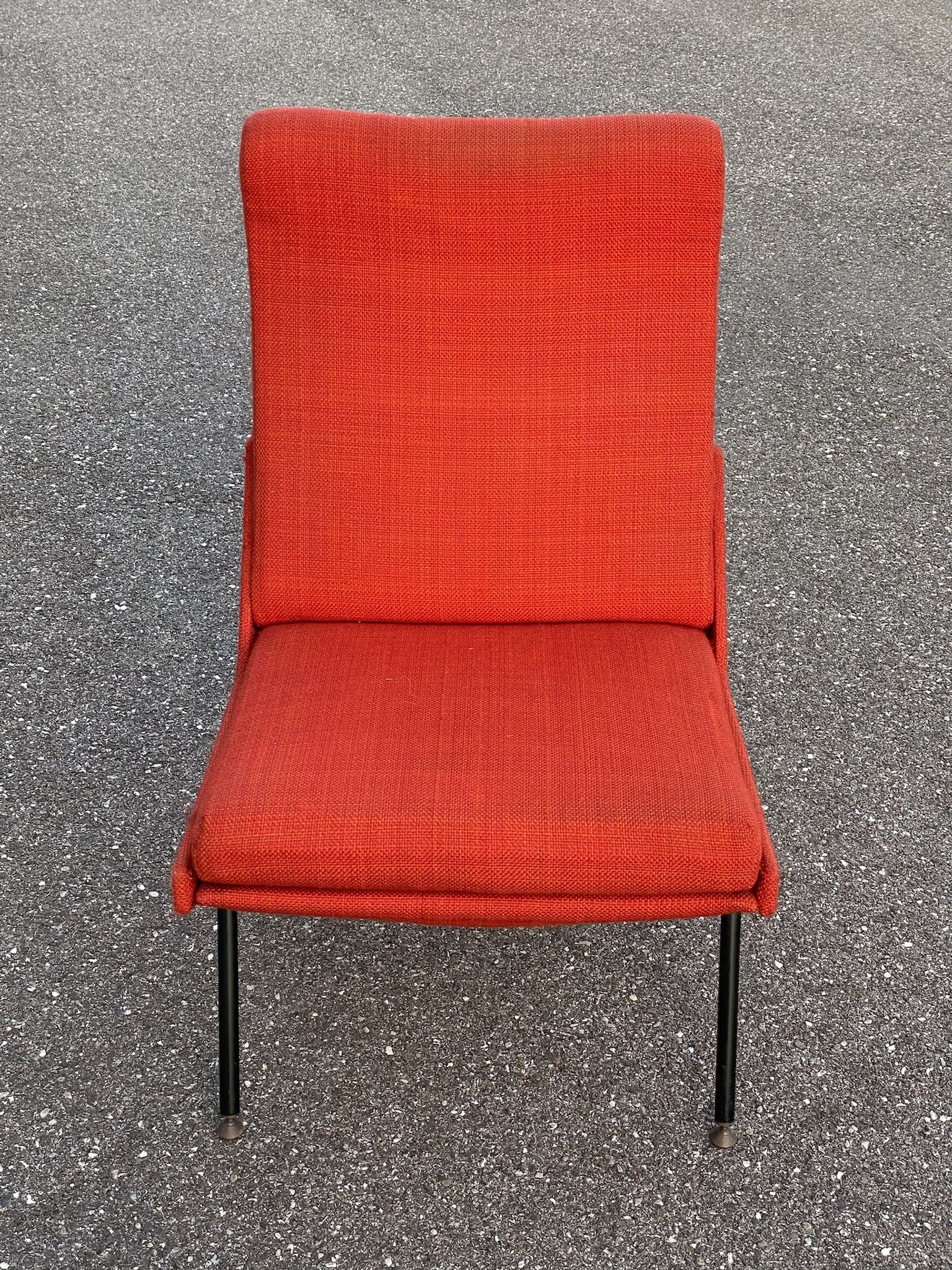 Troika design seat Paul Geoffroy edited by Airborne