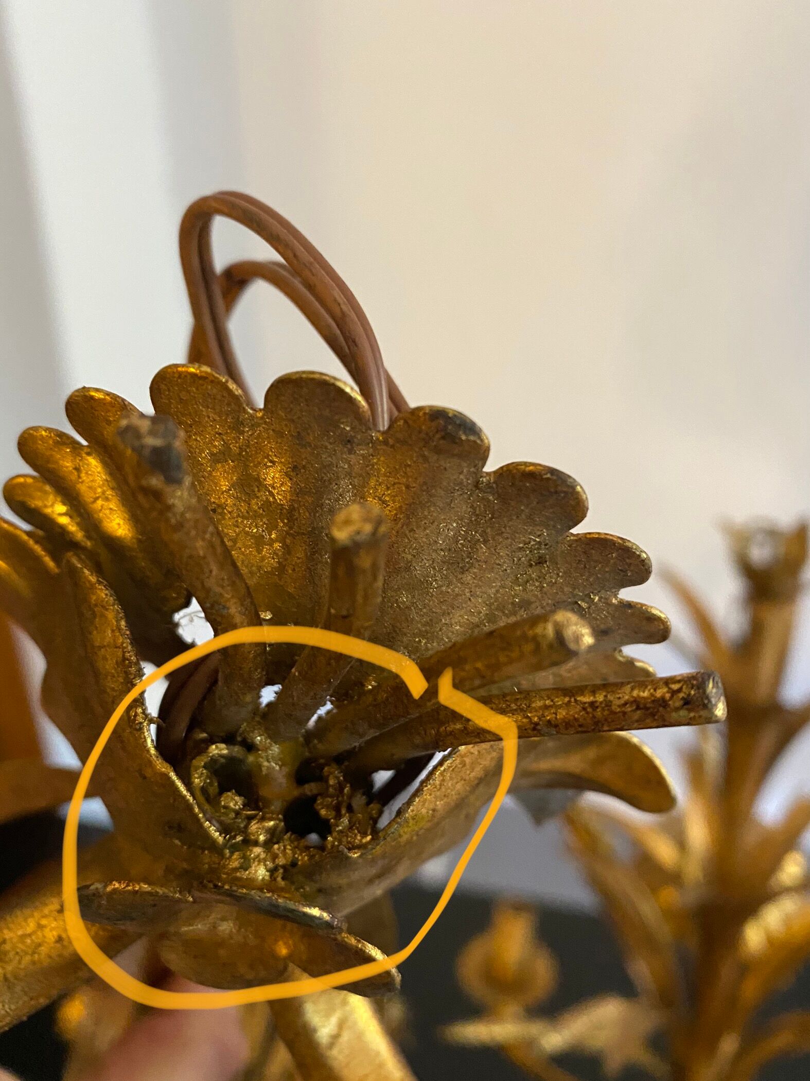 Chandelier and 2 sconces of vintage wheat gold leaf