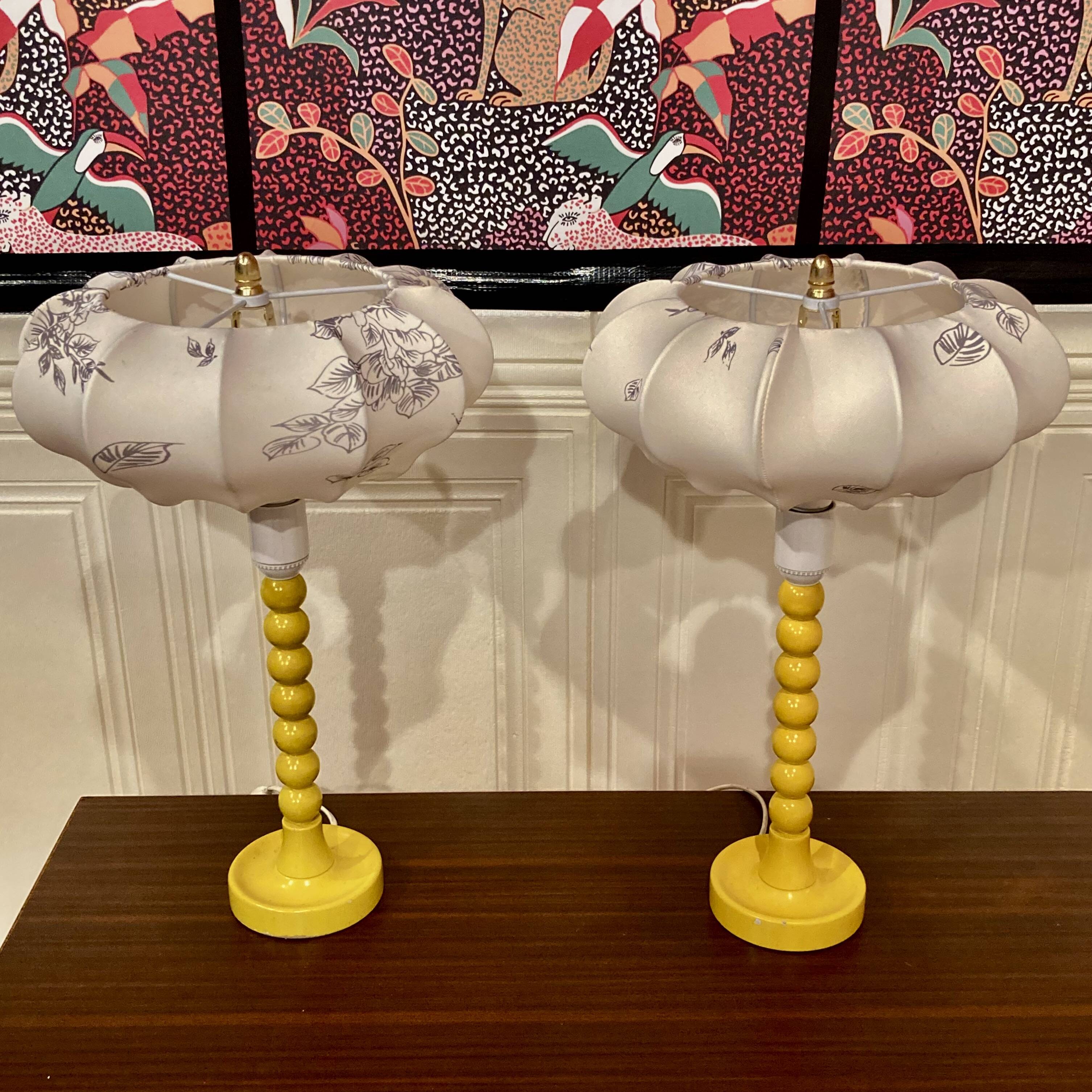 Paire de grandes lampes design 1960.