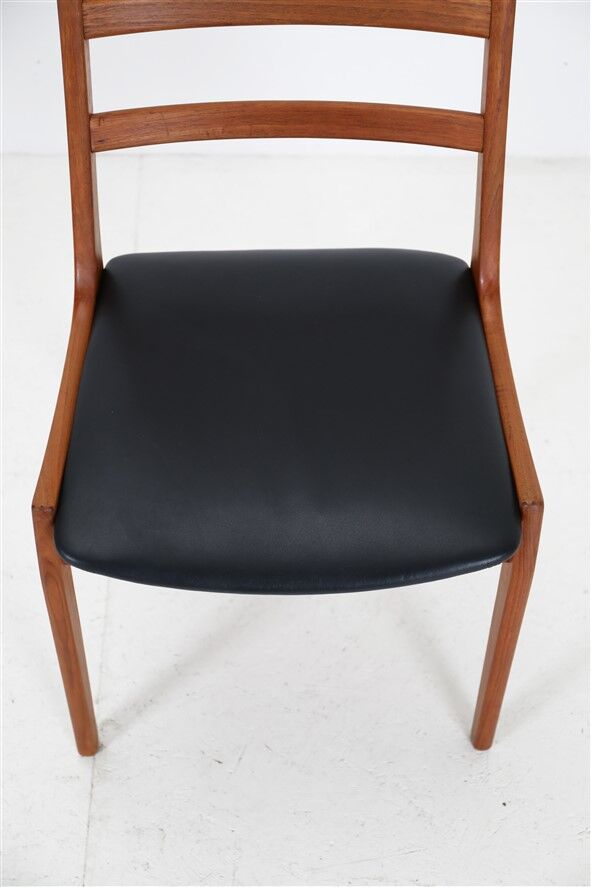 Set of 6 Korup Stolefabrik teak chairs in the style of Kai Kristiansen