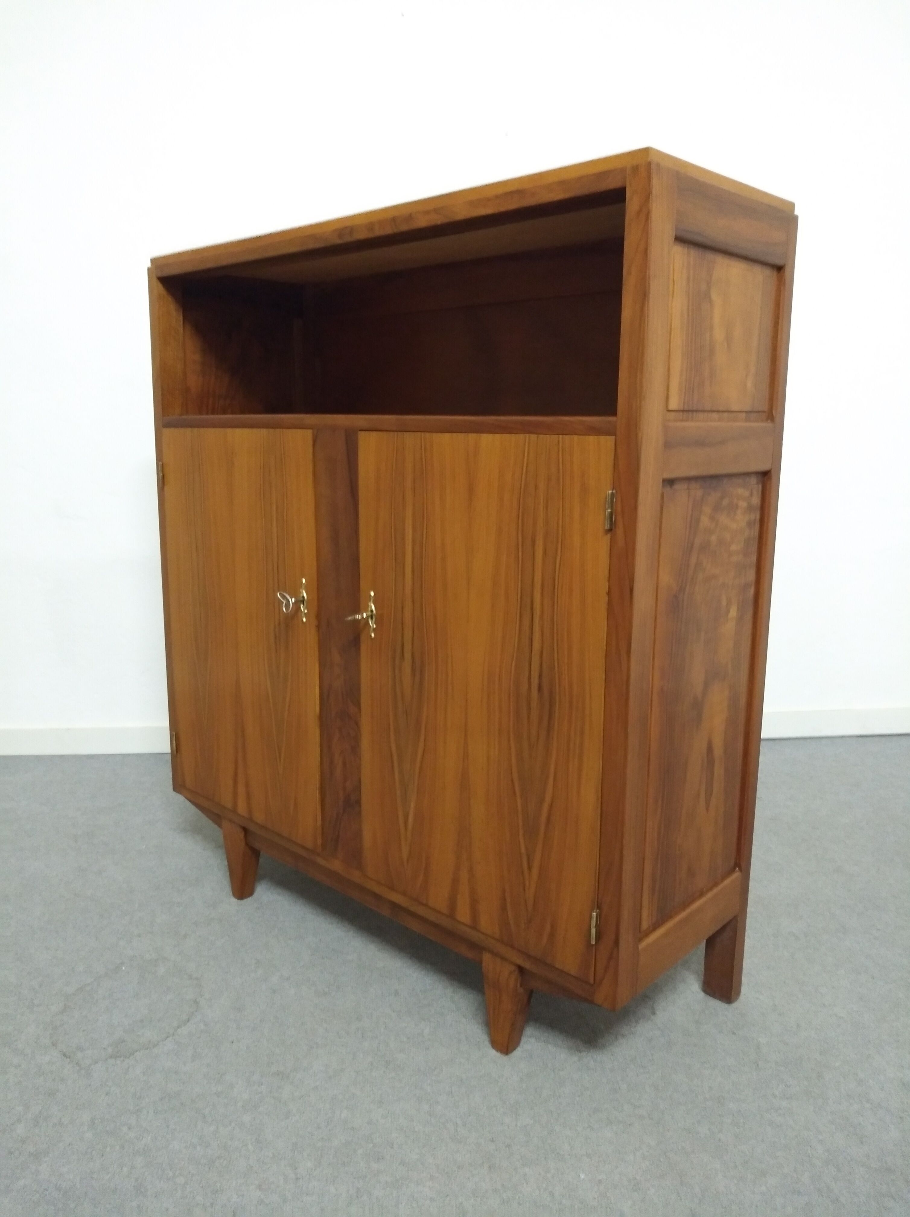 Buffet from the 50s/60s