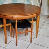 Scandinavian teak dining table and 4 chairs Hans Olsen Frem Rojle