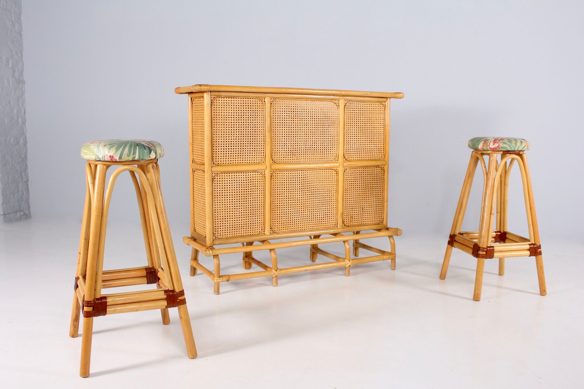 Bamboo bar & stools