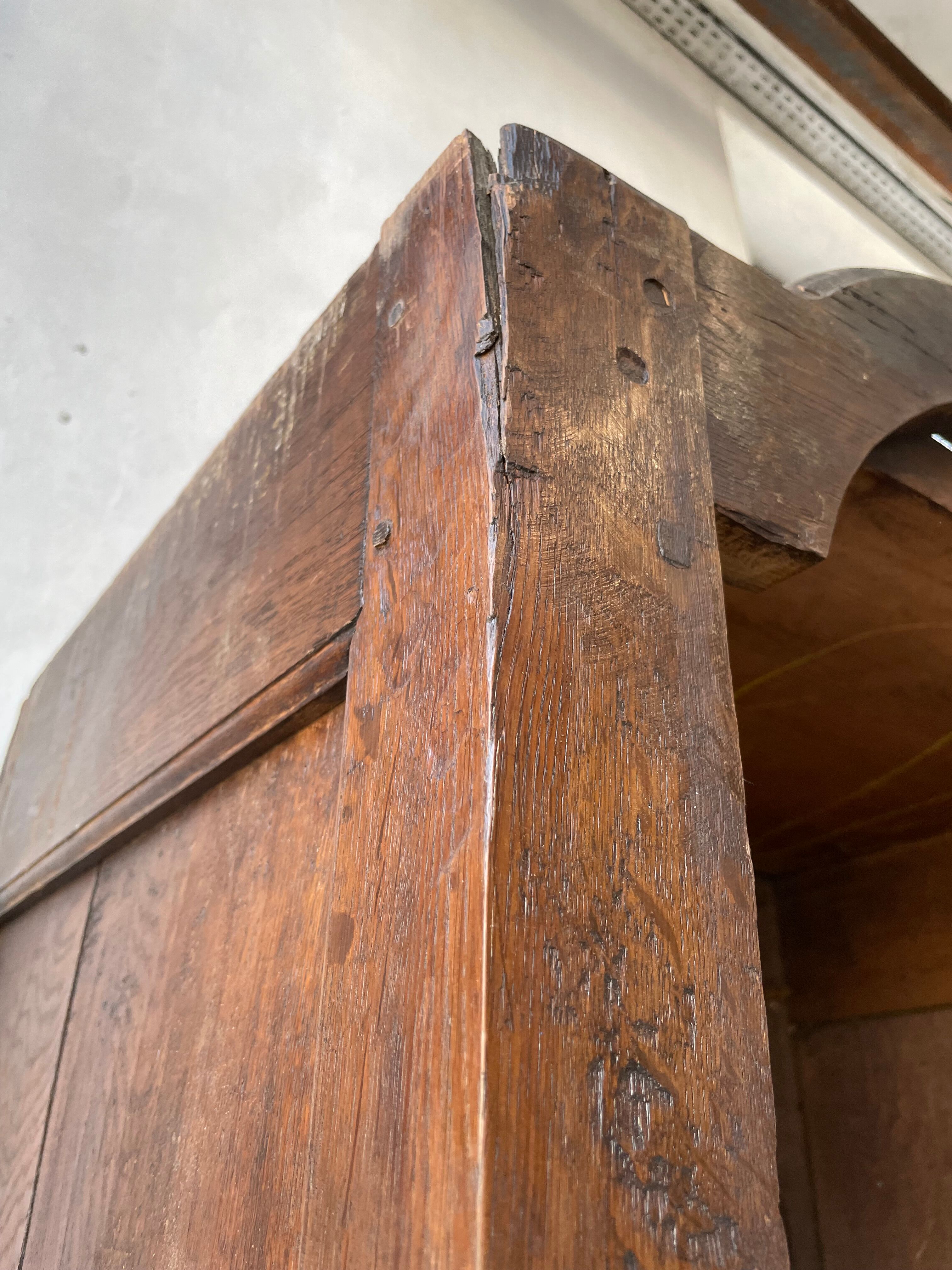 Savoyard solid oak cabinet XVIIIth