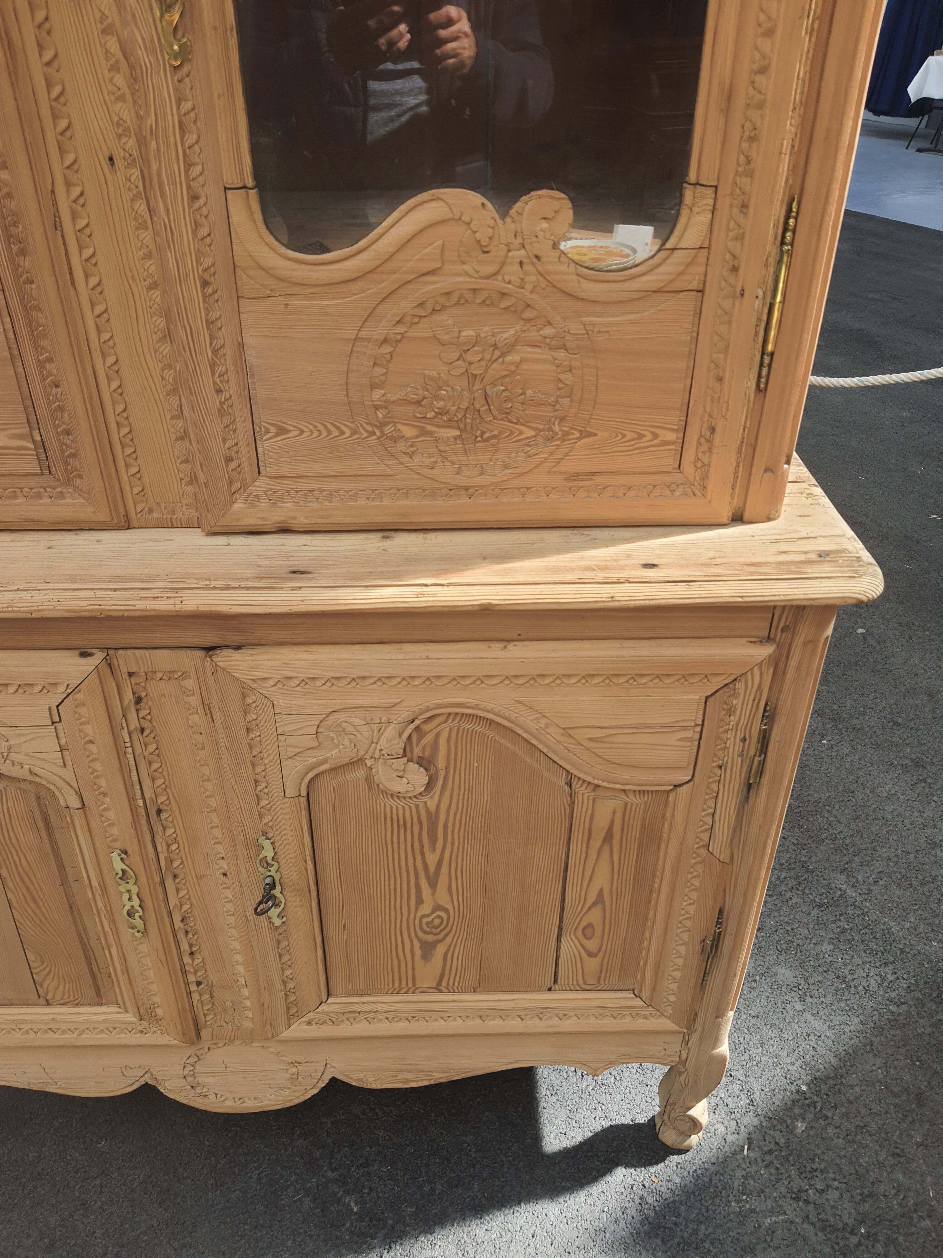 Cauchois fir sideboard