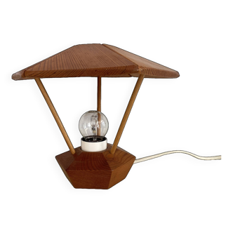 80s pine lamp