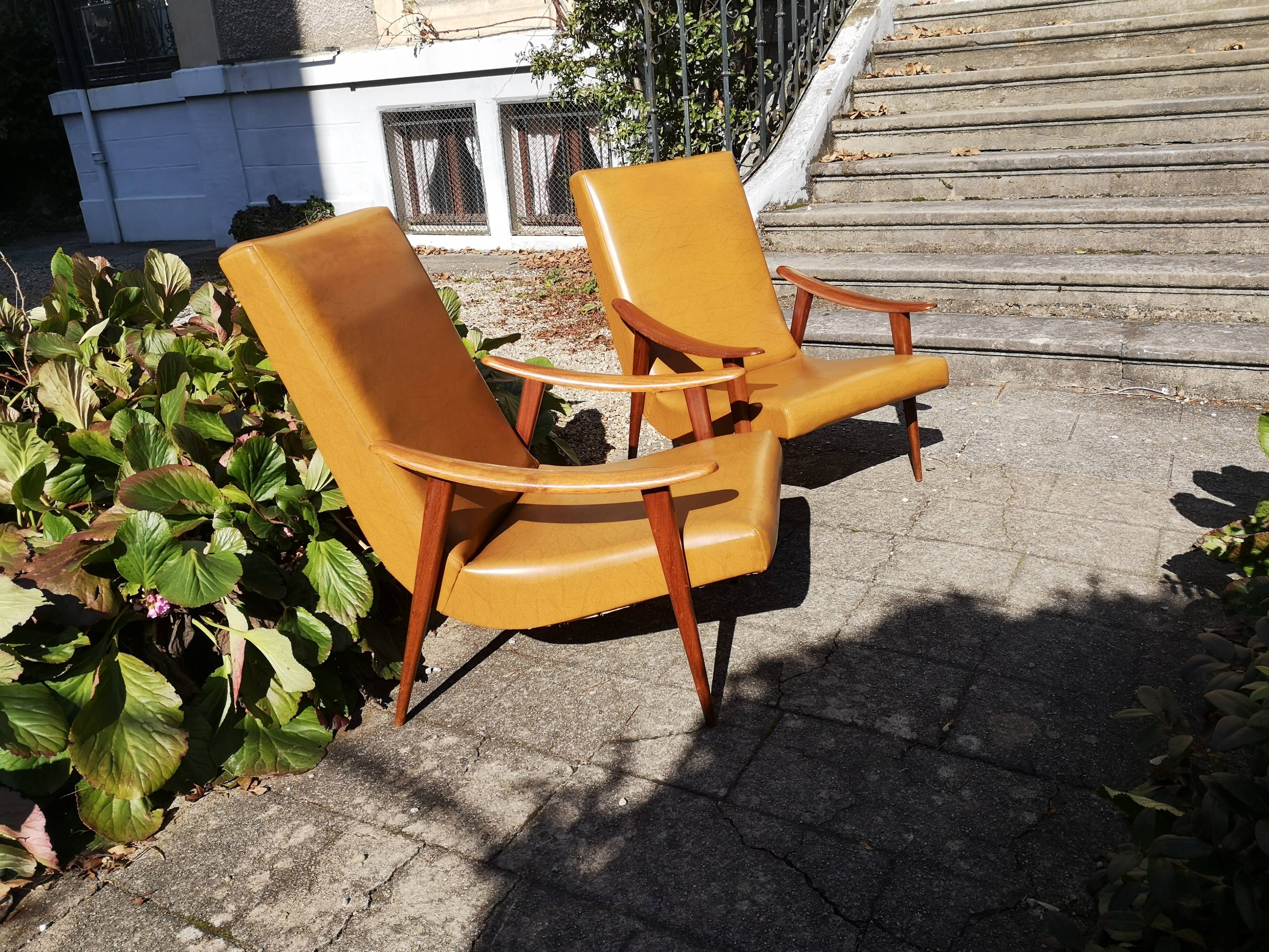 Pair of scandinavian armchairs