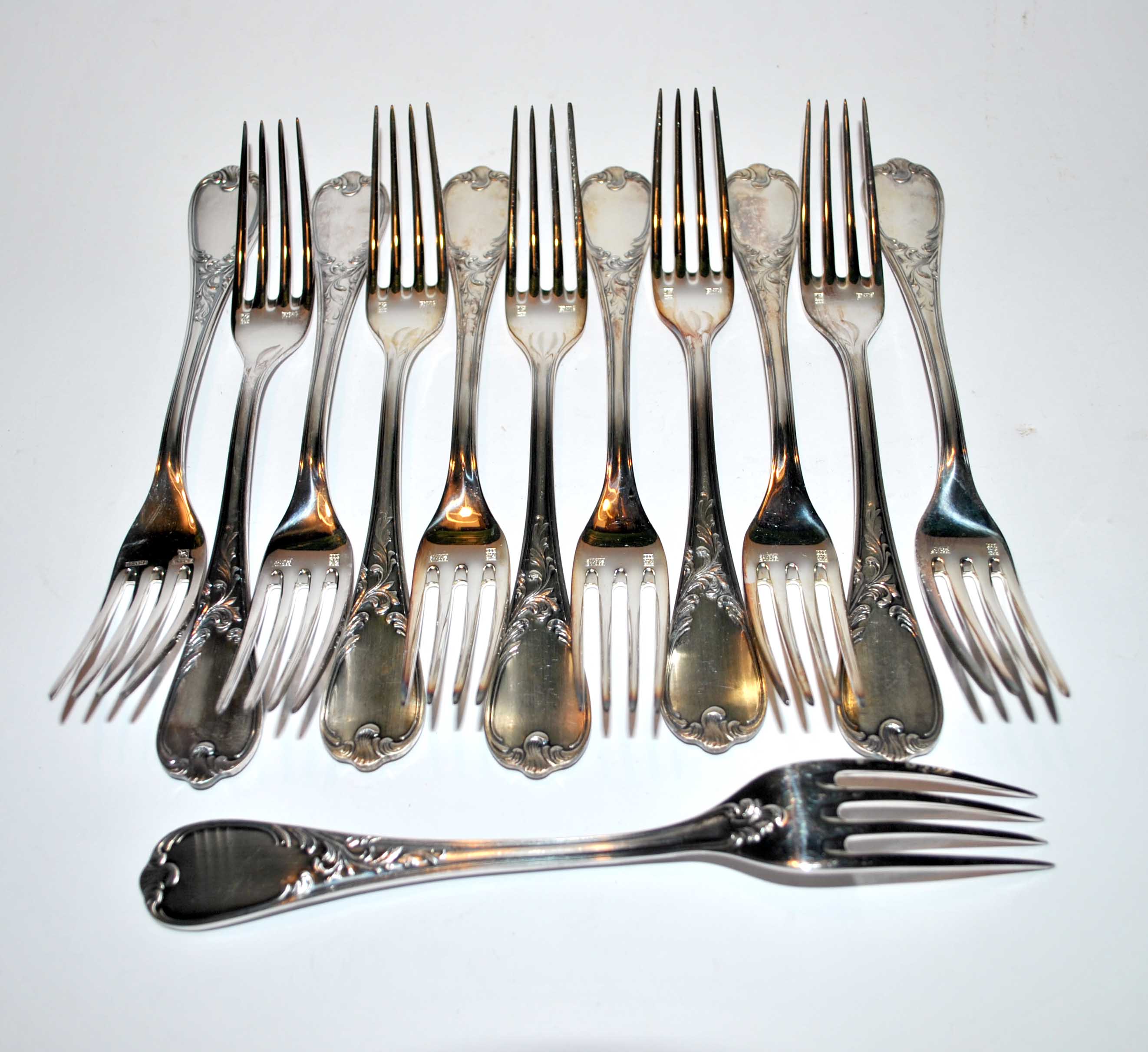 Series of 12 table forks in silver metal ercuis rocaille