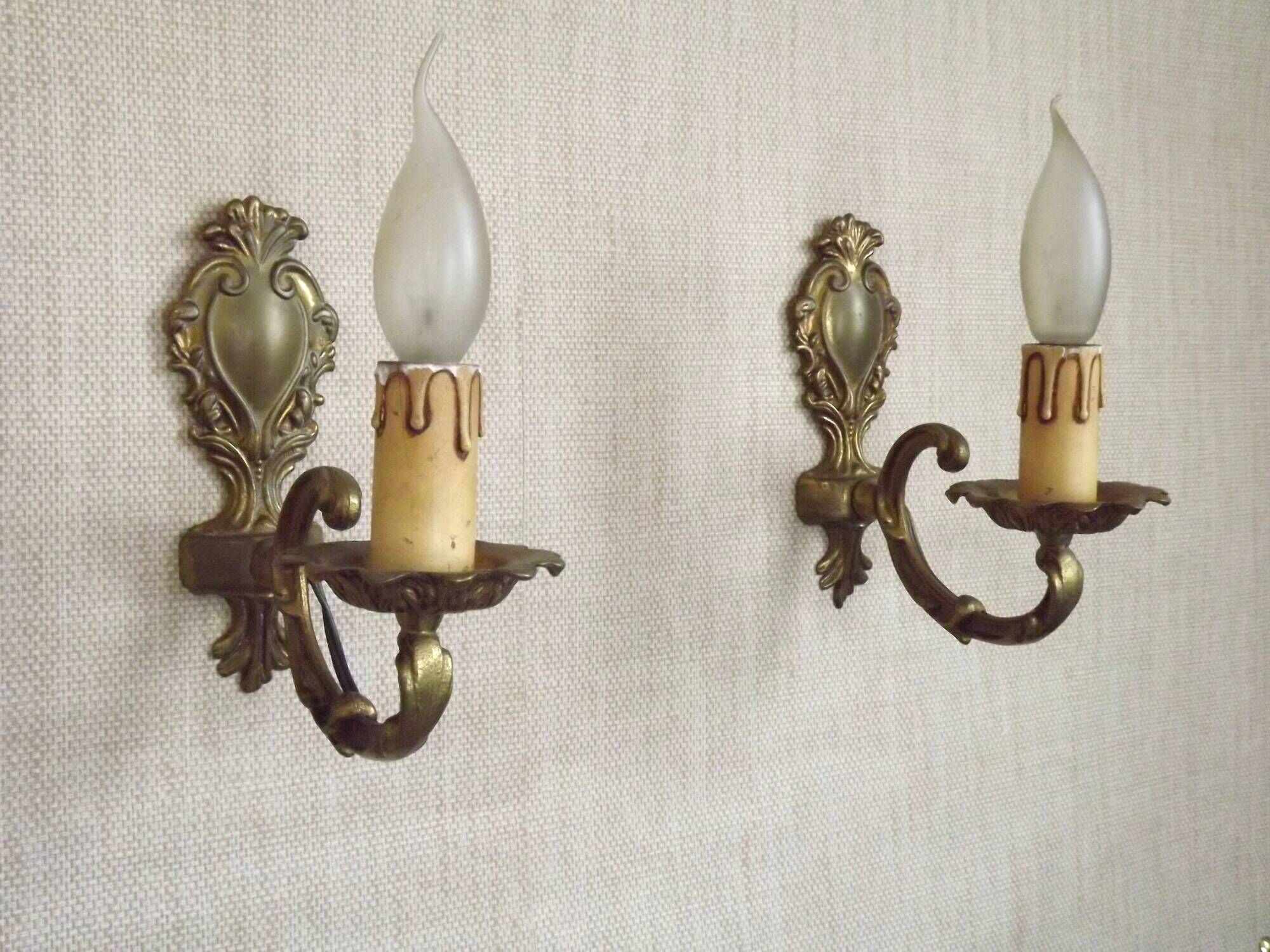 Pair of french vintage gilt bronze traditional style single wall lights 5113