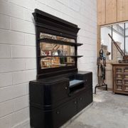 1920s bar set