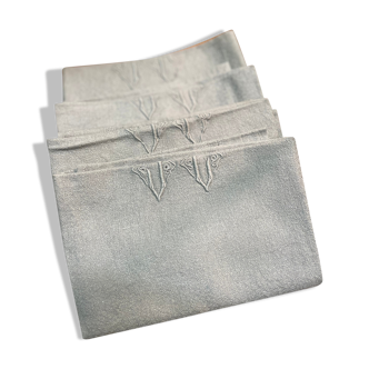 Set of 4 old gray monogram towels