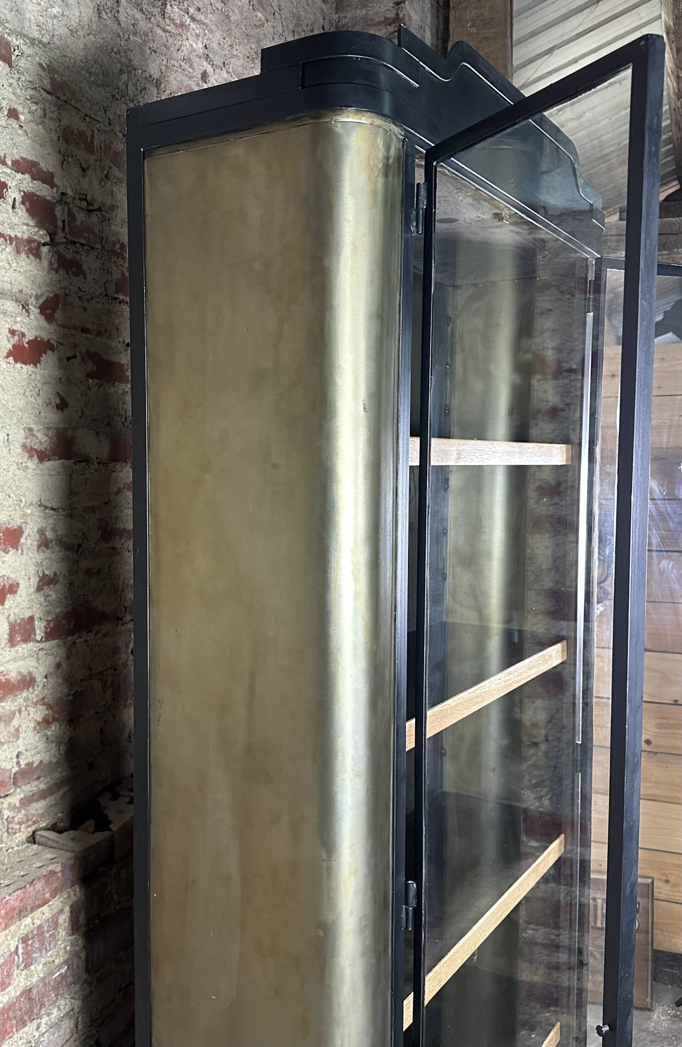 Bibliothèque /meuble de rangement en acier patiné et noire 1980