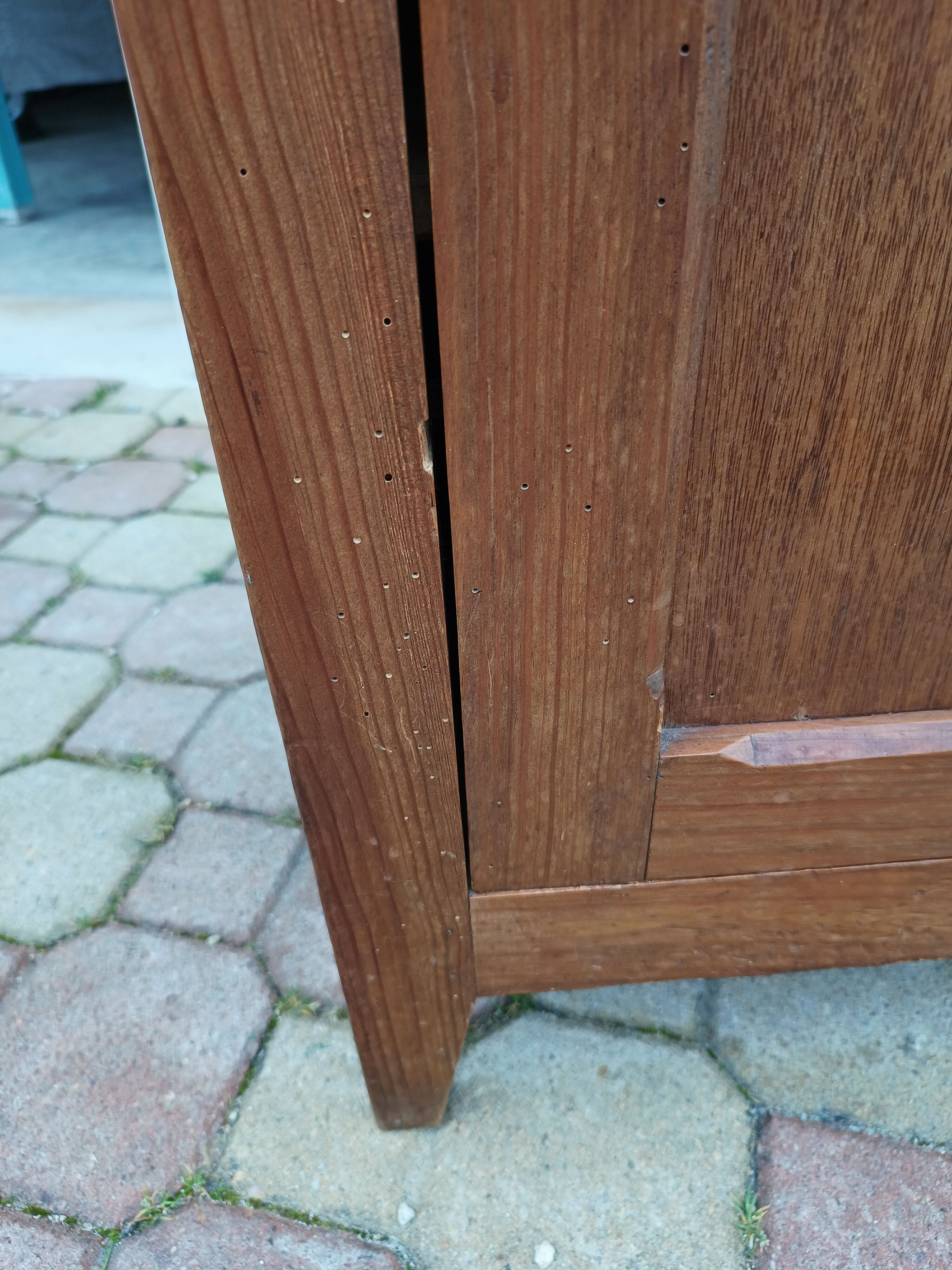 Armoire parisienne vintage