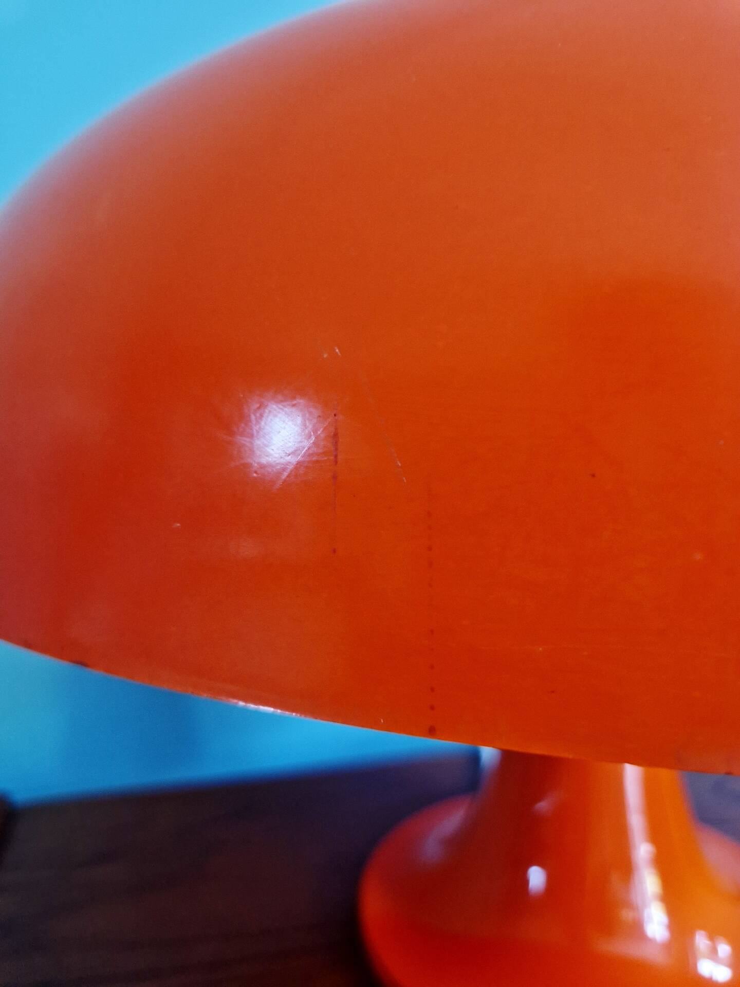 Lampe Nesso, fibre de verre orange, Giancarlo Mattioli, Artemide,1960