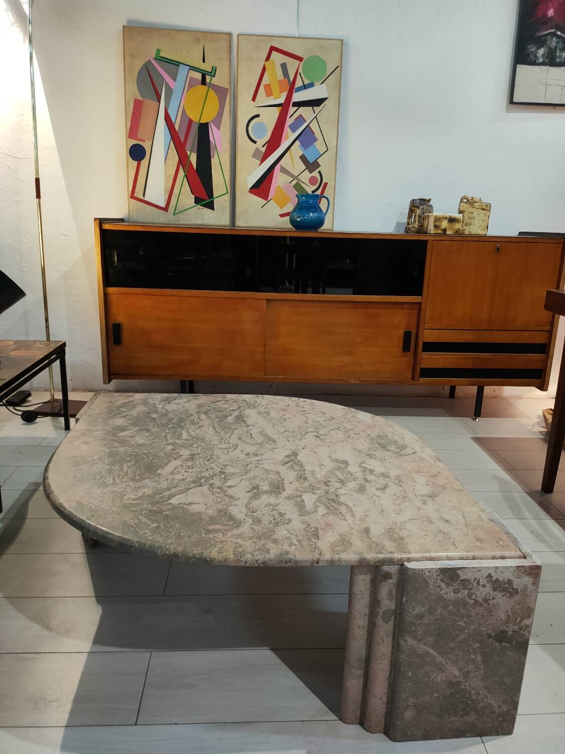 Marble coffee table, old pink water drop shape