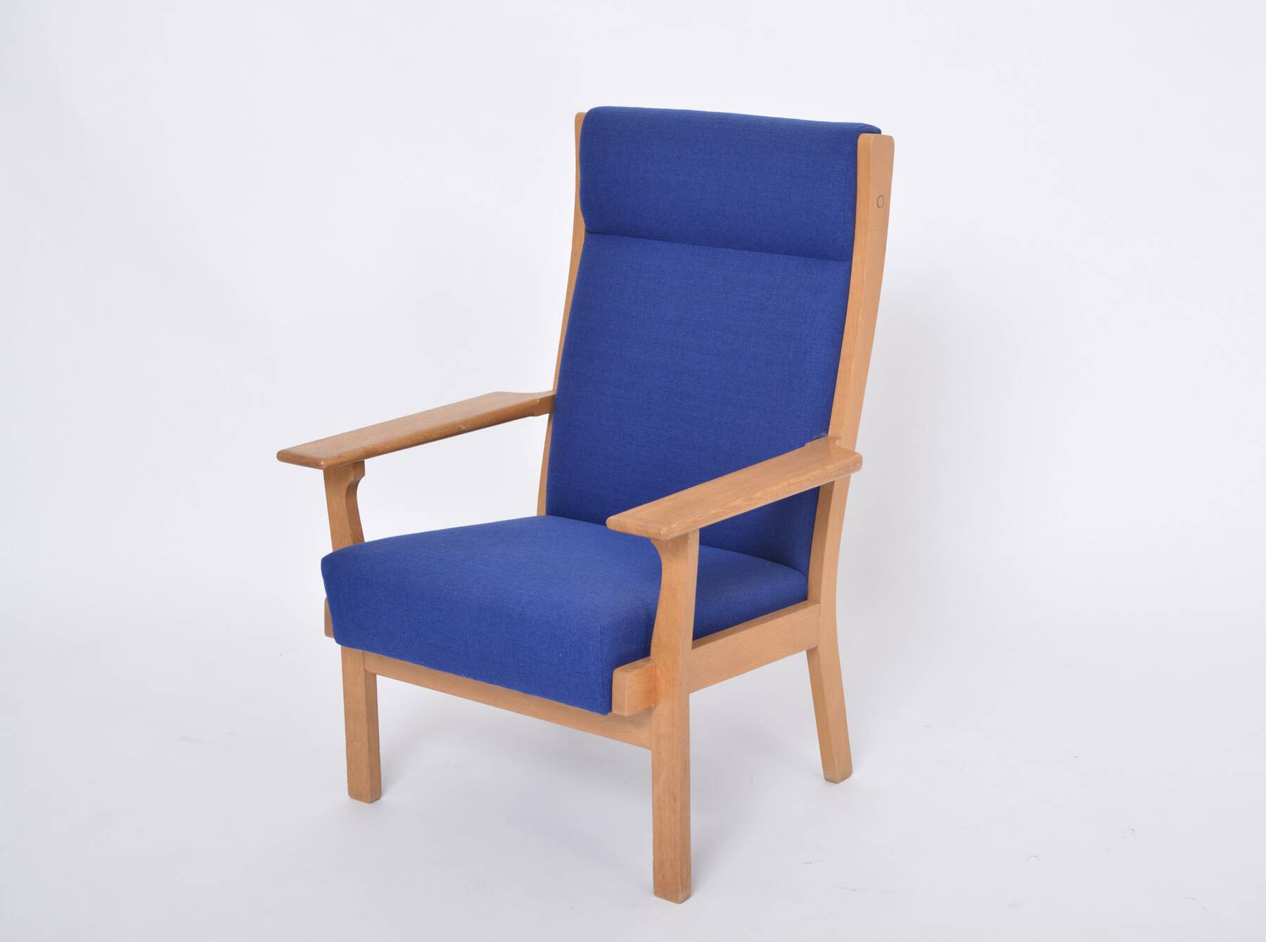 Reupholstered Danish Mid-Century Modern GE 181 a Chair by Hans Wegner for GETAMA