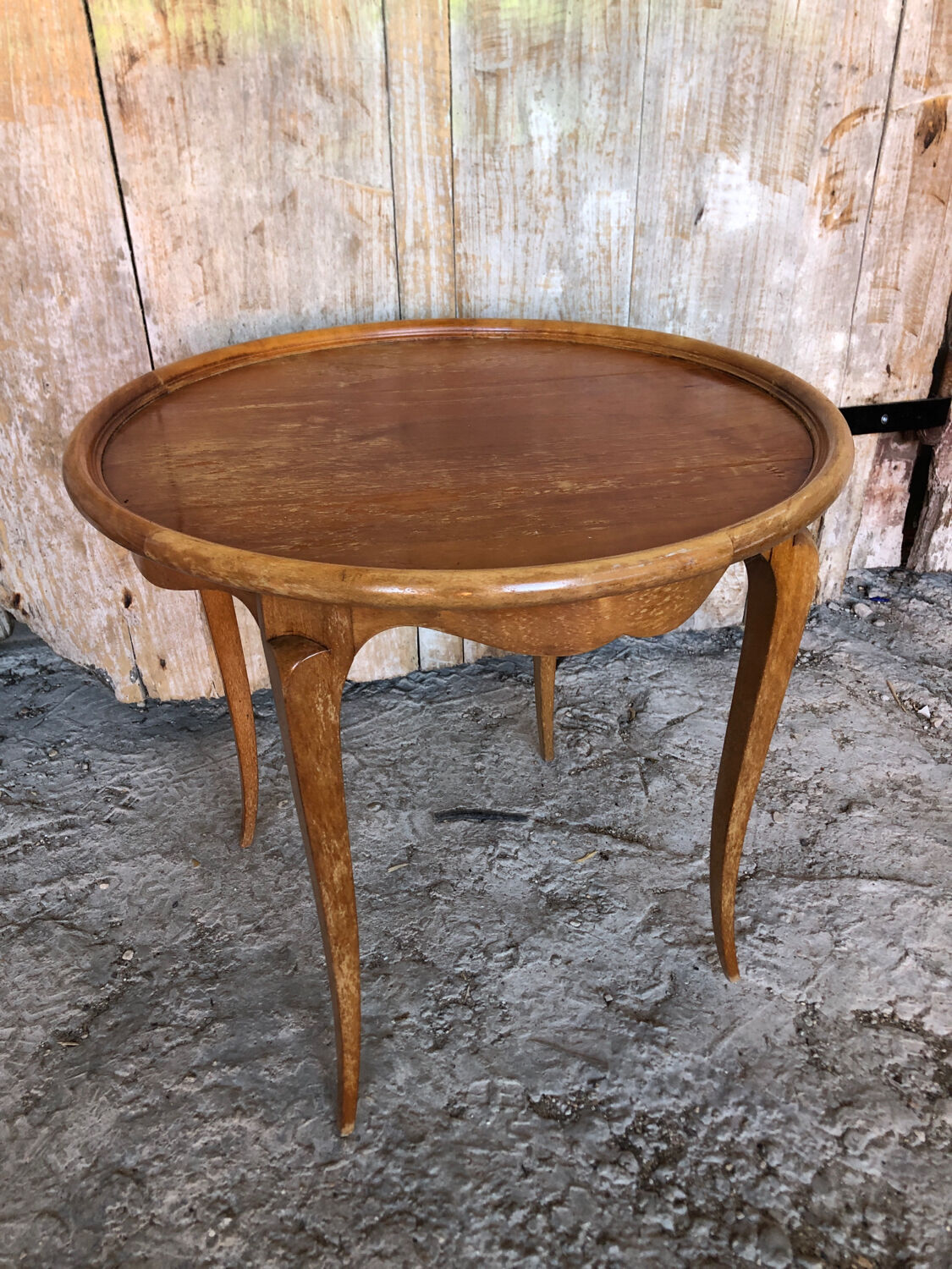 Coffee table style louis XV