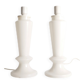 Paire de lampes de table en verre opalin de style mid-century moderne, Suède, ensemble de 2