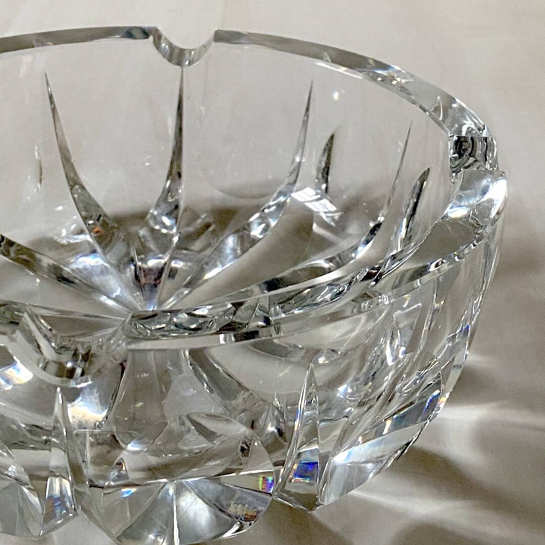 Large Saint Louis crystal ashtray or pocket emptier, ambassador model