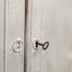 Armoire en bois 2 portes