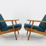 1960s Hans J. Wegner Pair of GE 290 Armchairs in Oak for Getama, Denmark