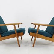 1960s Hans J. Wegner Pair of GE 290 Armchairs in Oak for Getama, Denmark