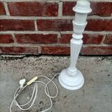 Lamp base