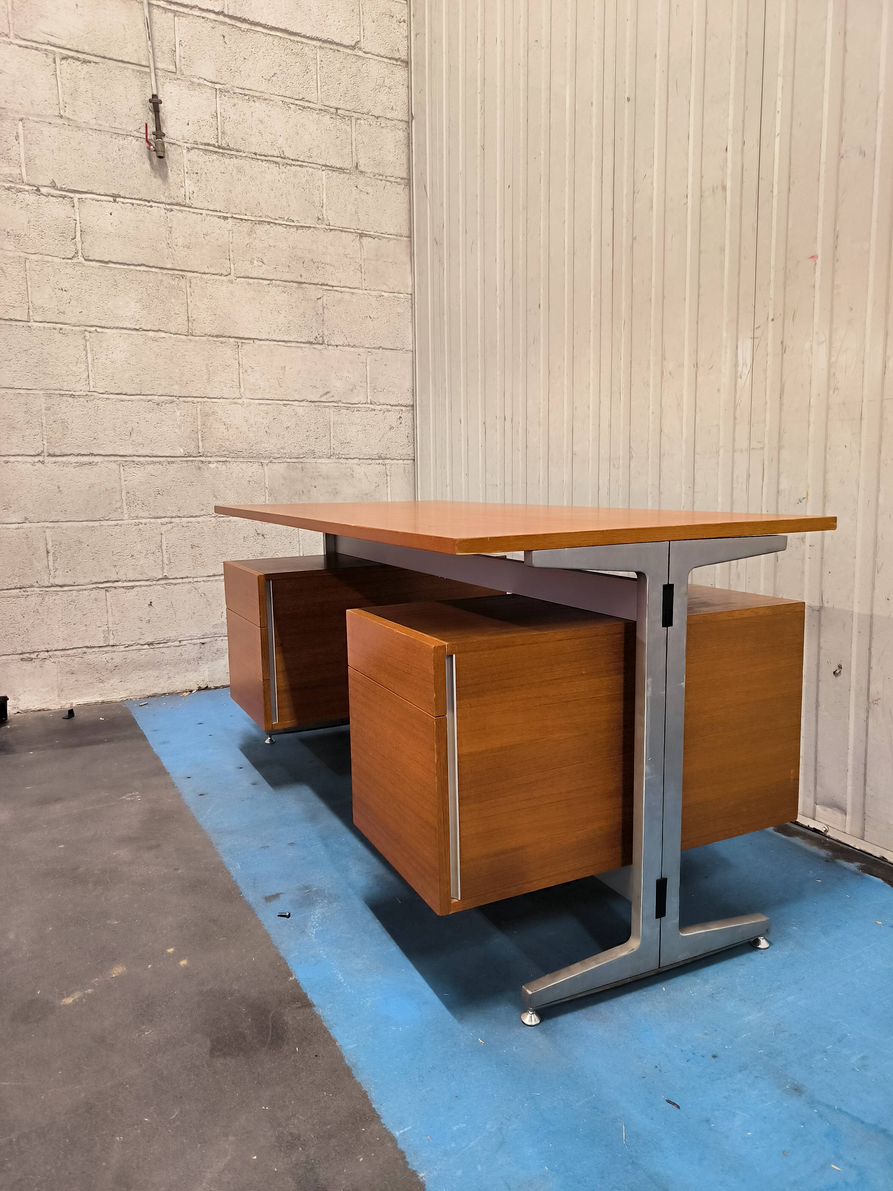 Magnificent office Etienne Fermigier