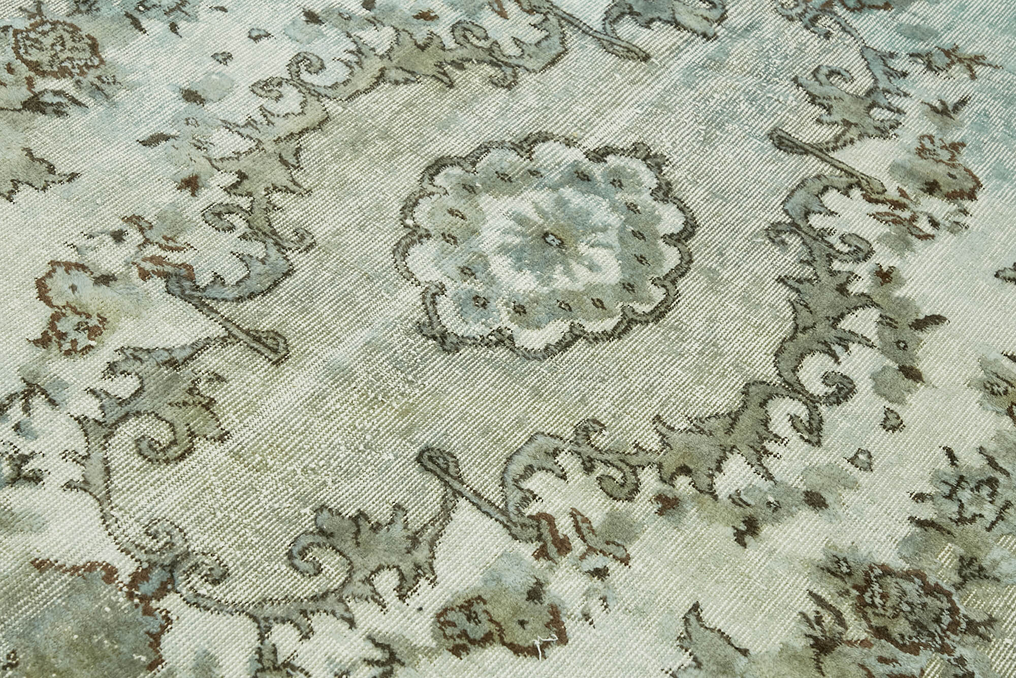 Hand-knotted carved turkish 1970s, 171 cm x 274 cm