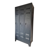 Industrial locker