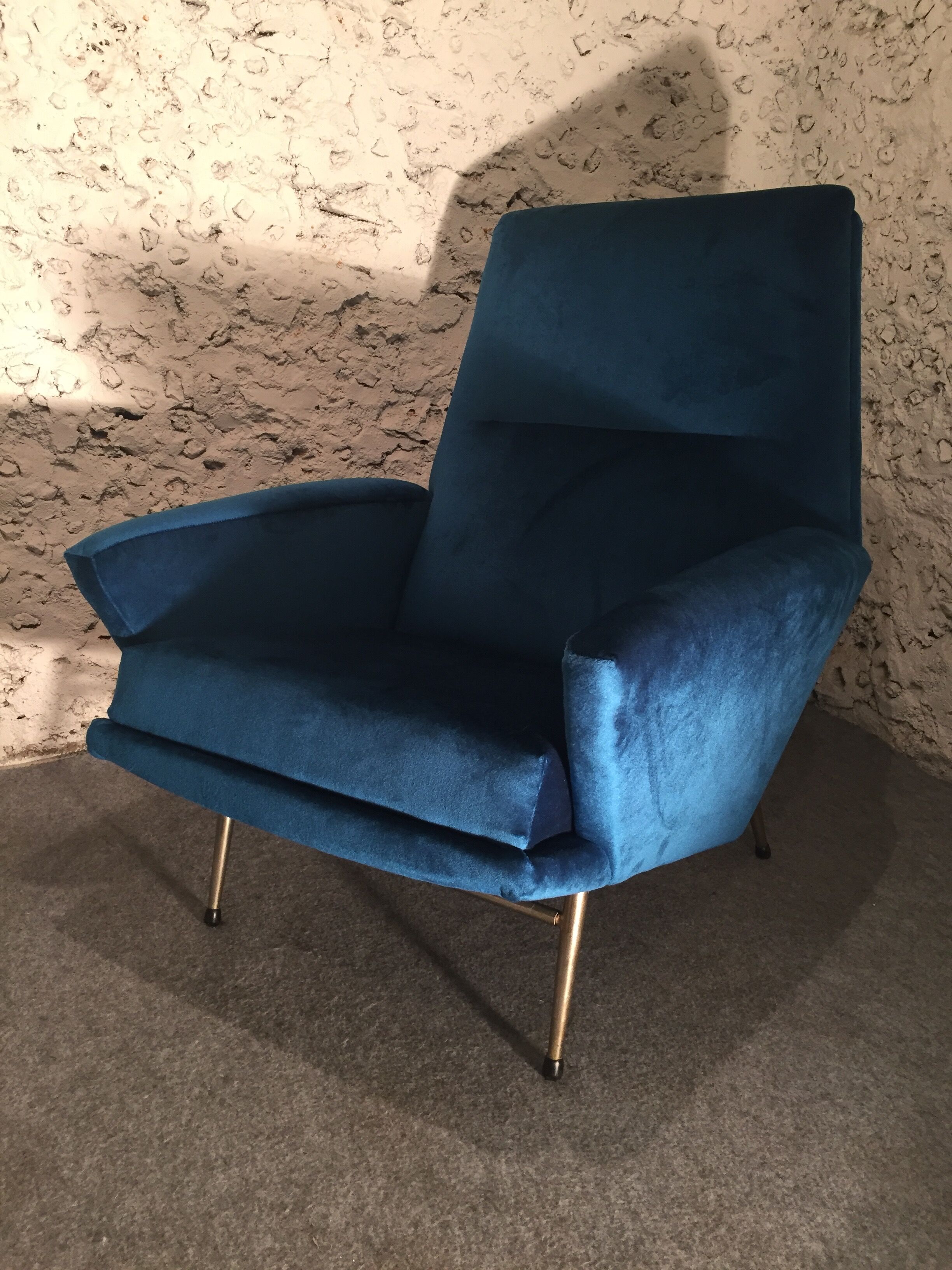 Pair of chairs of Guy Besnard in blue velvet