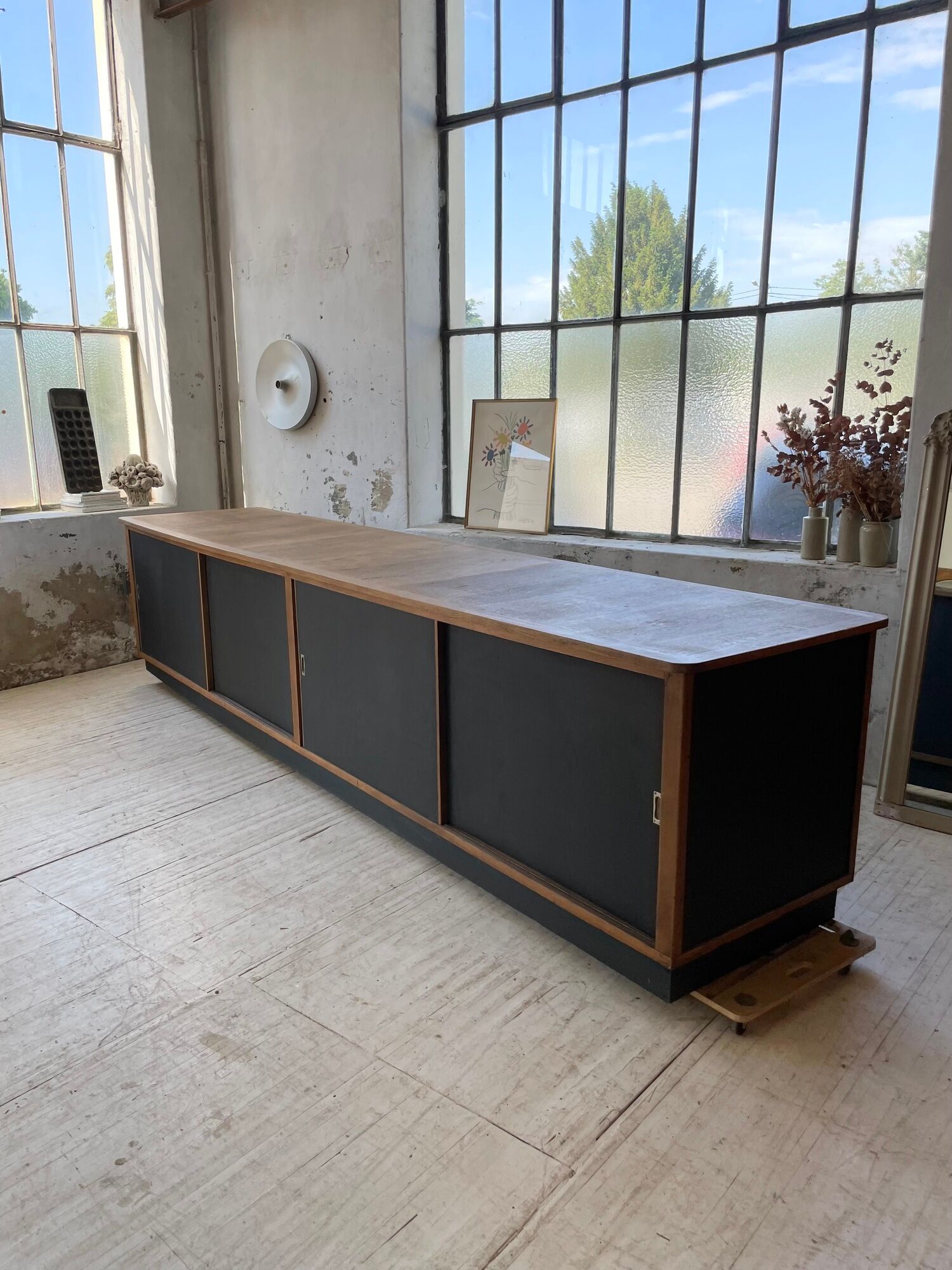 Two-sided counter sliding doors oak XXL 4m enfilade
