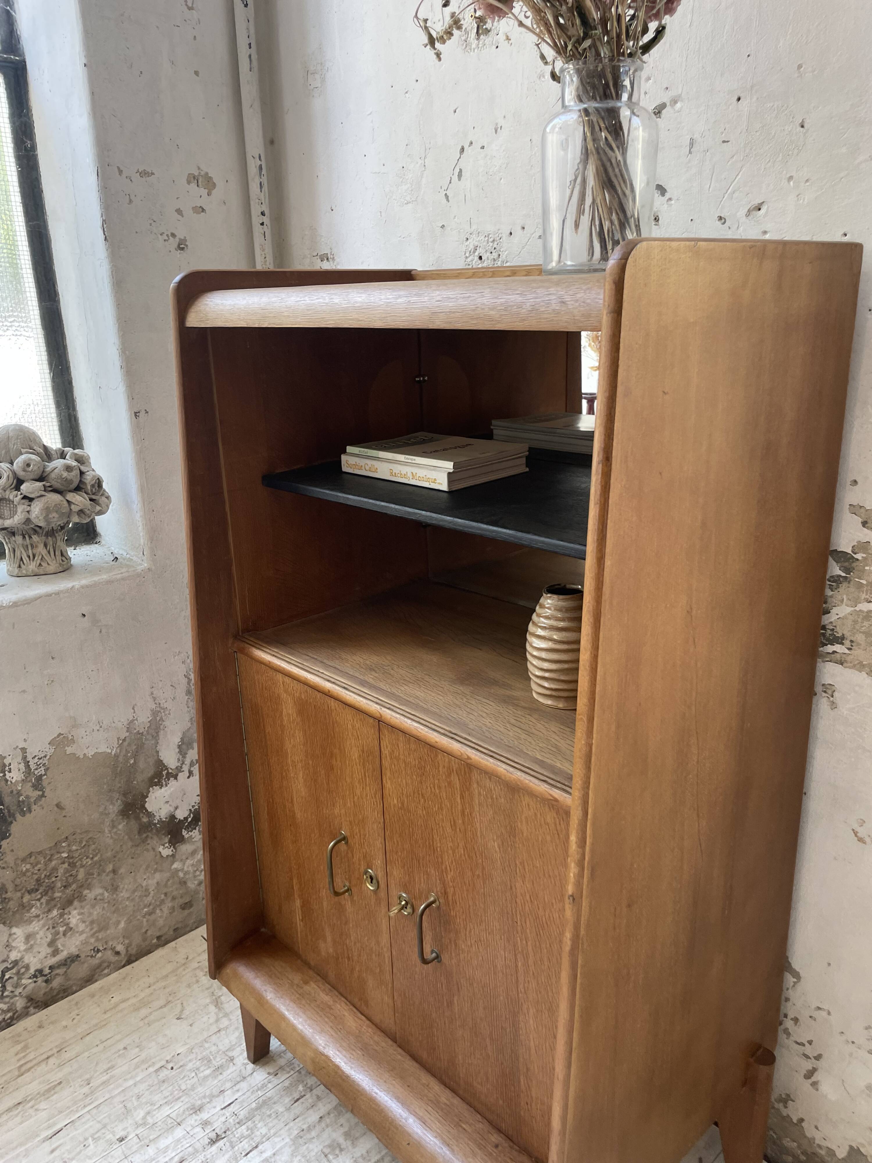Meuble de rangement secrétaire chêne années 60