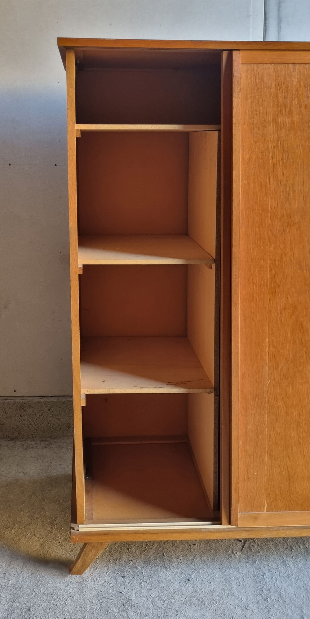 Armoire penderie étagères miroir, pieds compas, vintage, années 60