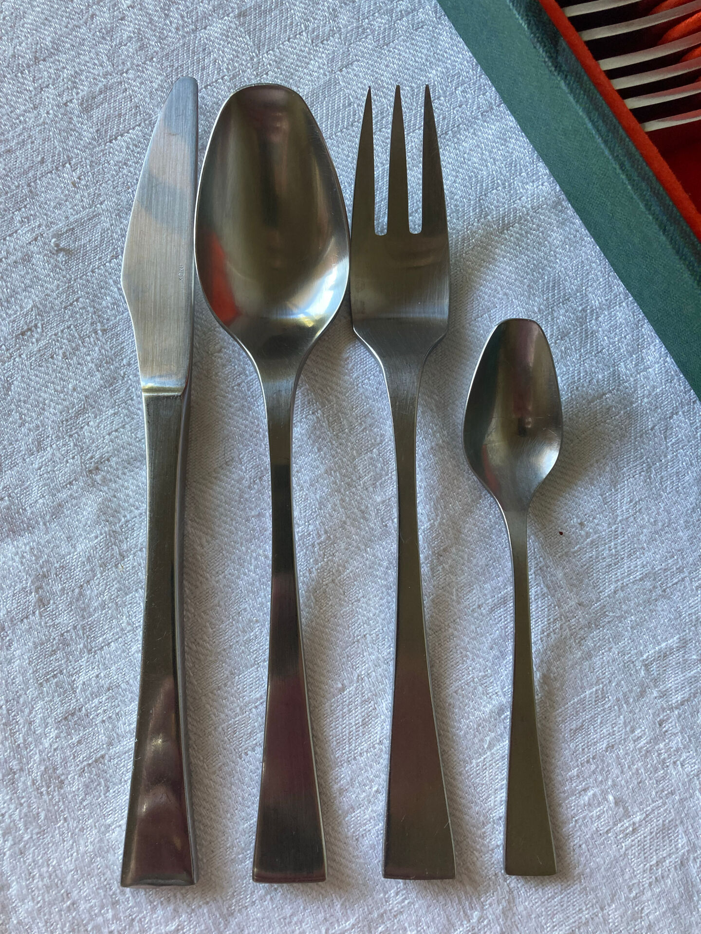 Ménagère vintage en inox Guy Degrenne, modèle Jet