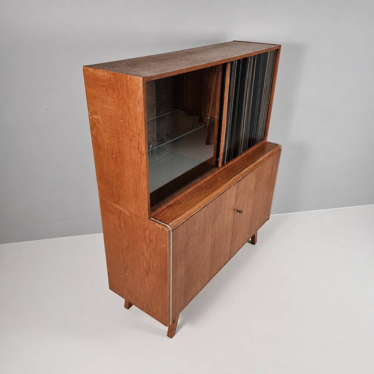 Enfilade de Hubert Nepozitek & Bohumil Landsman pour Jitona, années 1960