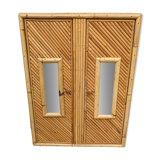 Doll cabinet
