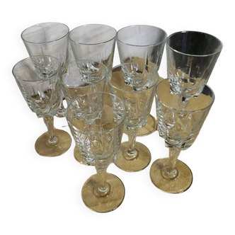 Verres à pied vintage