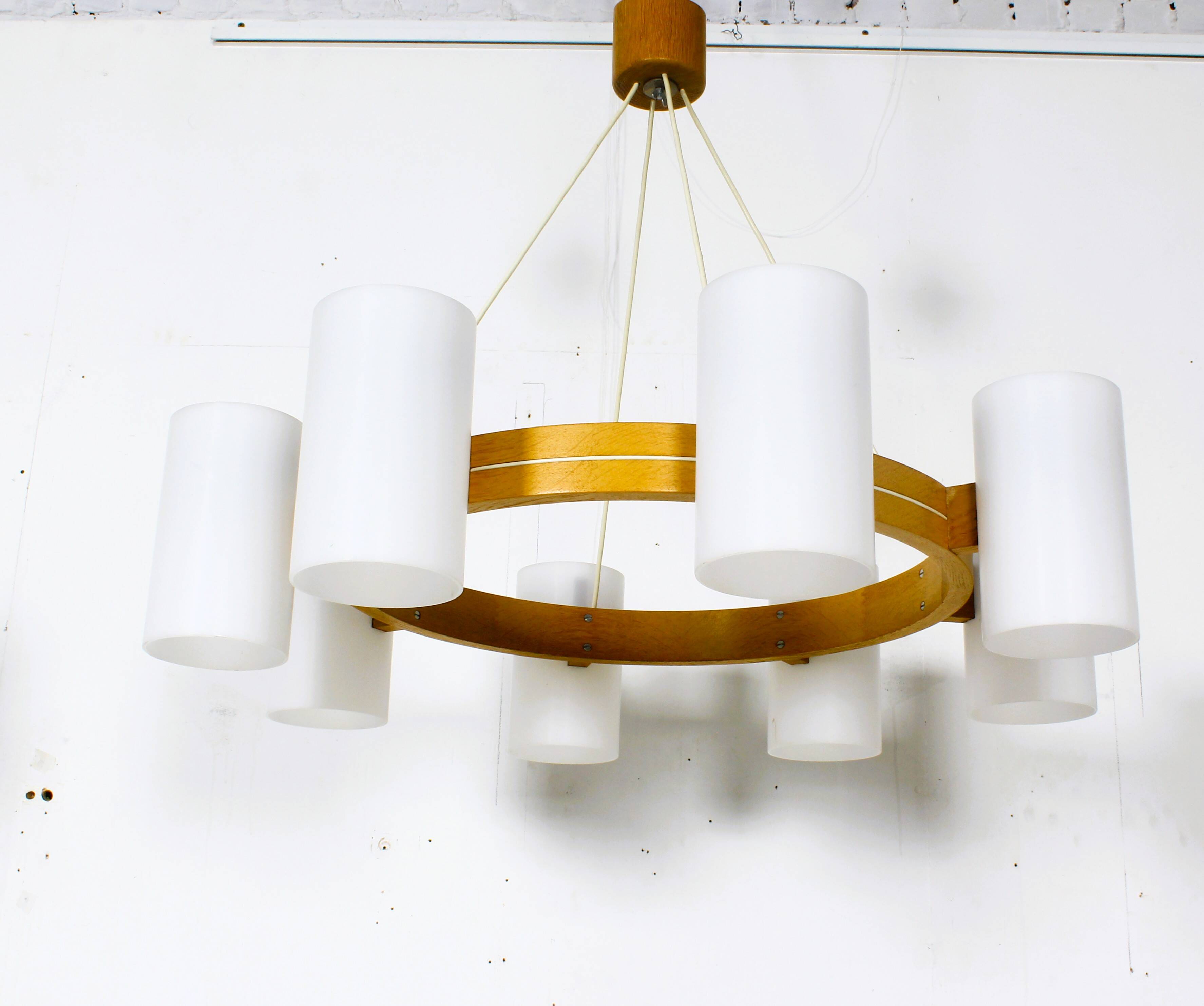 Large Mid-Century Uno & Östen Kristiansson chandelier, by Luxus1960.