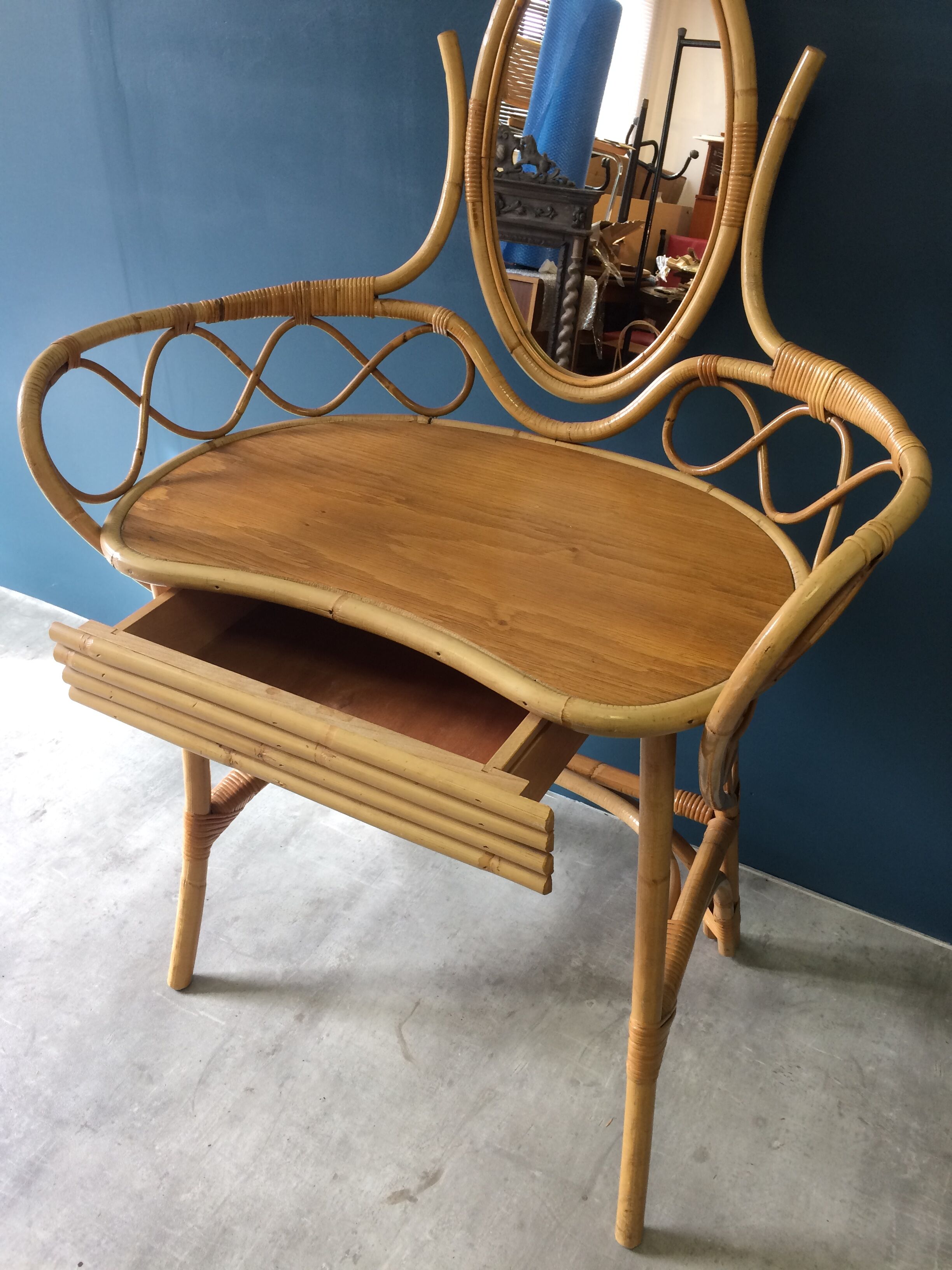 Old rattan hairdresser with stool