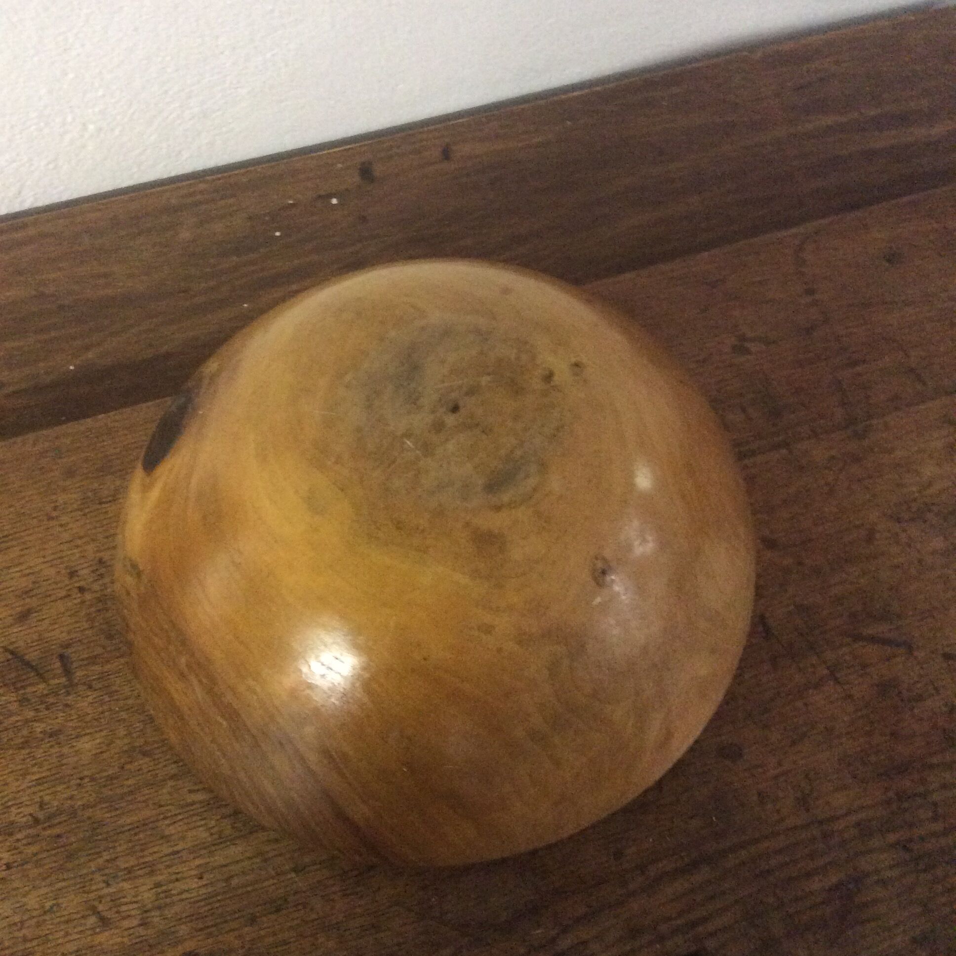 Olivier's wooden salad bowl