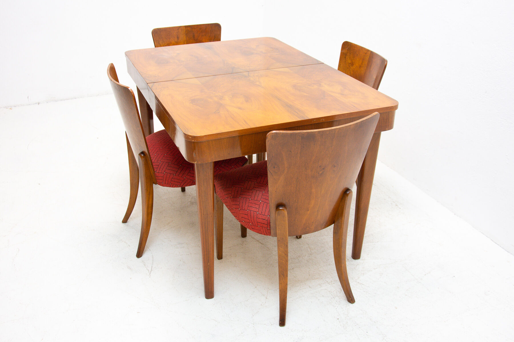 Adjustable dining table by Jindřich Halabala, 1950s