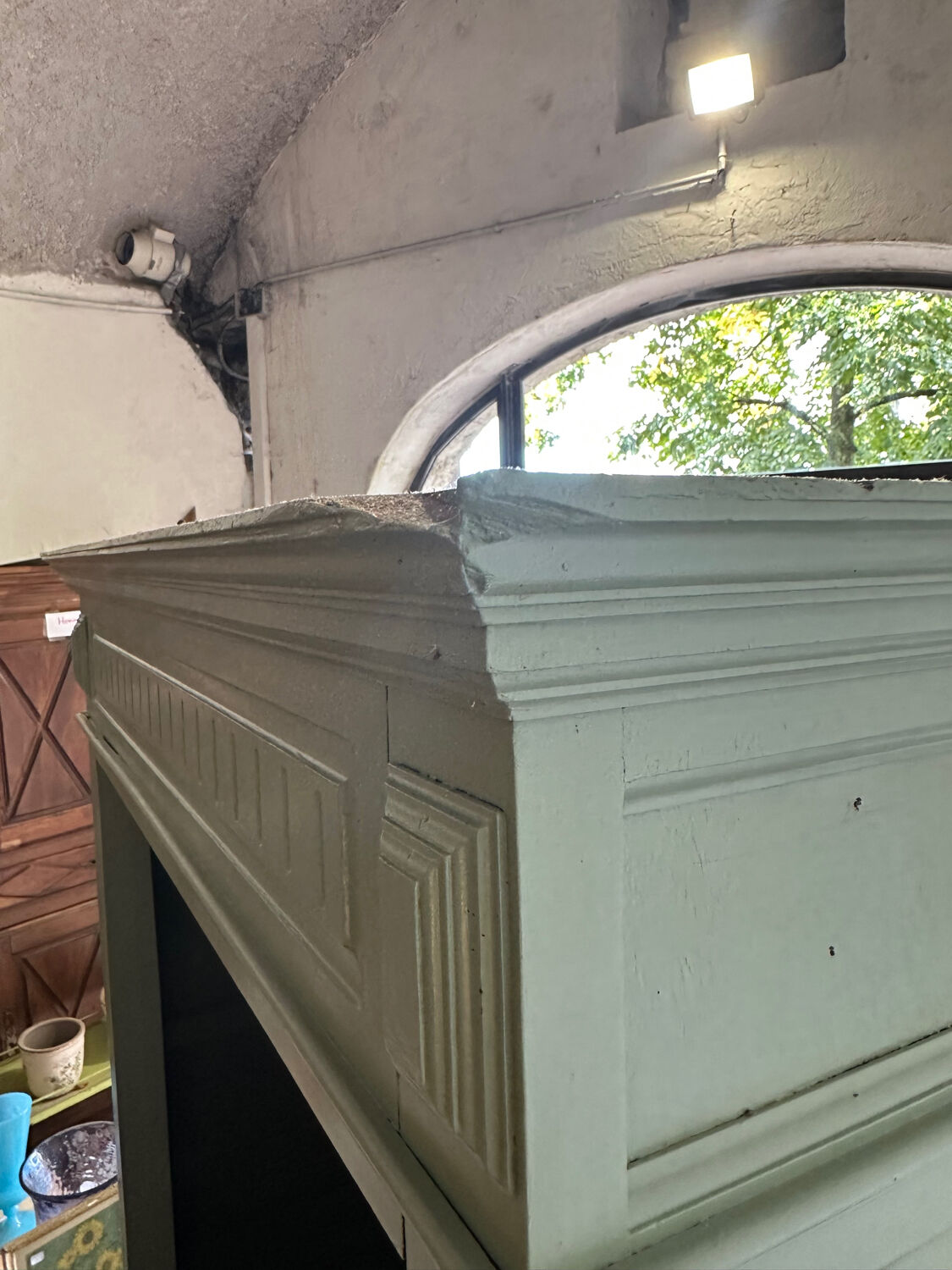 Renovated bonnetière wardrobe